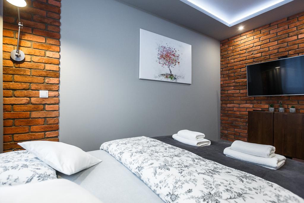 Apartament Em Klimatyzacja&Parking Rzeszów Exterior foto